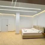 Dine Διαμέρισμα *