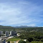 Dine Διαμέρισμα *