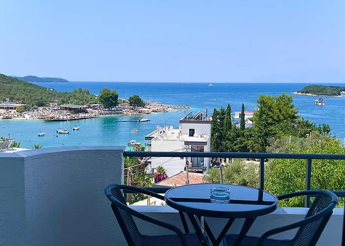 Dine Apartment Ksamil