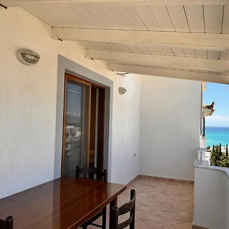 Dine Apartment