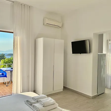 Dine